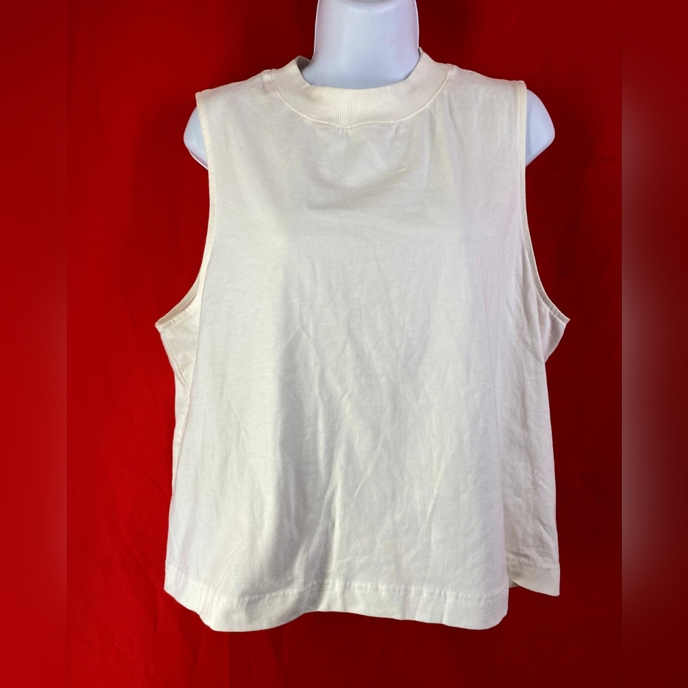 All in Motion Cream Muscle Tee